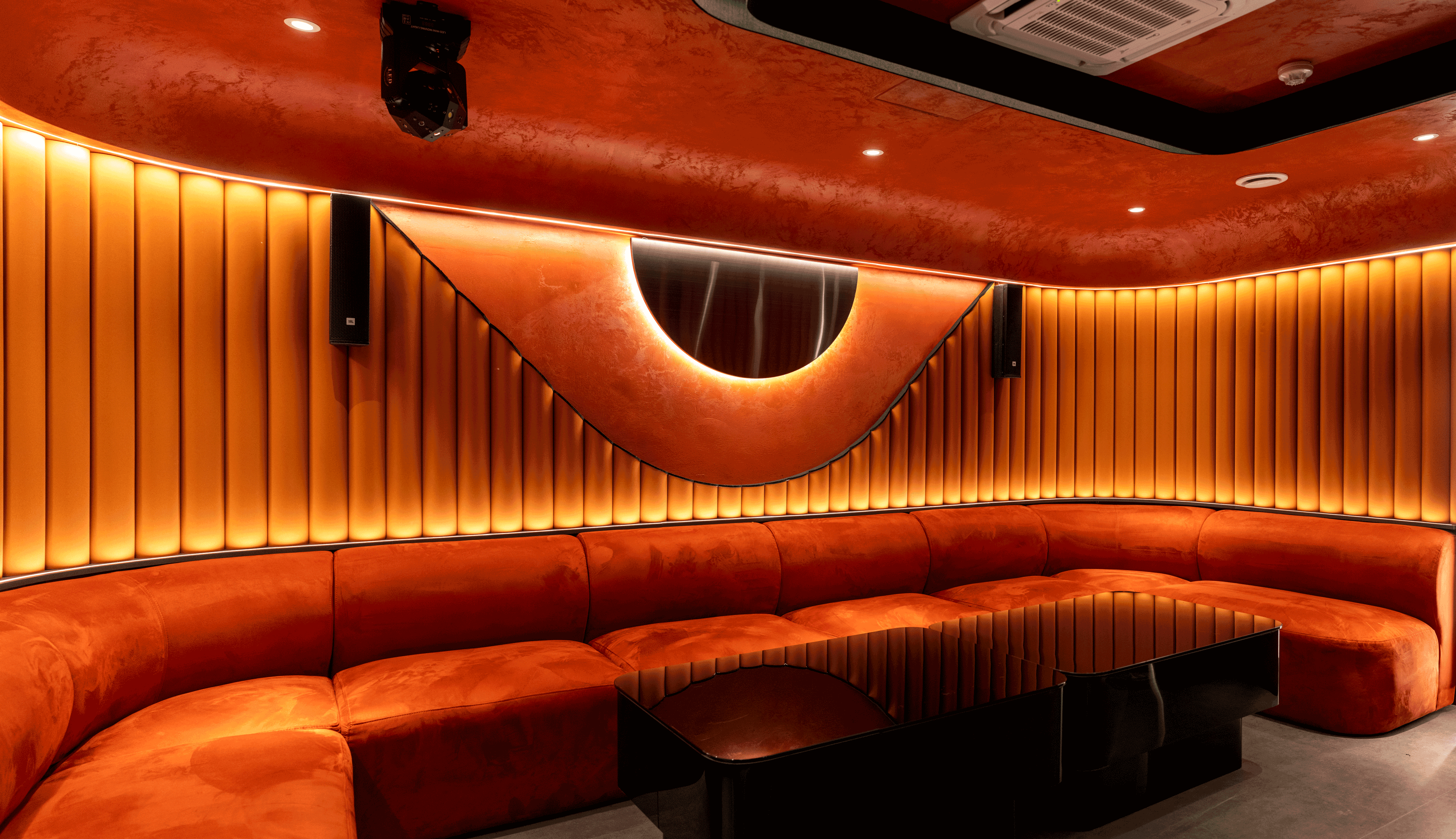 Duet Room